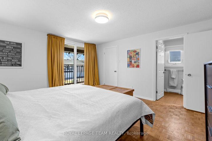 Photo 16 at 25 Grady Crescent, Nepean (Sheahan Estates/Trend Village), Ottawa