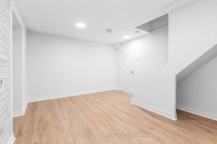 Photo 25 at 25 Grady Crescent, Nepean (Sheahan Estates/Trend Village), Ottawa