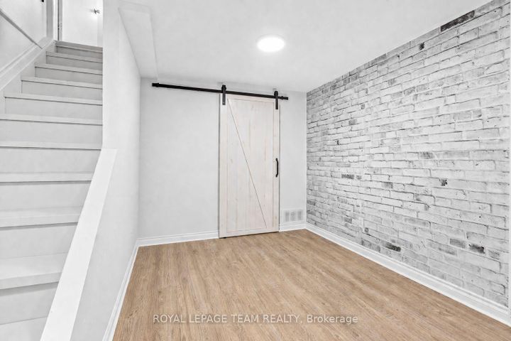 Photo 26 at 25 Grady Crescent, Nepean (Sheahan Estates/Trend Village), Ottawa