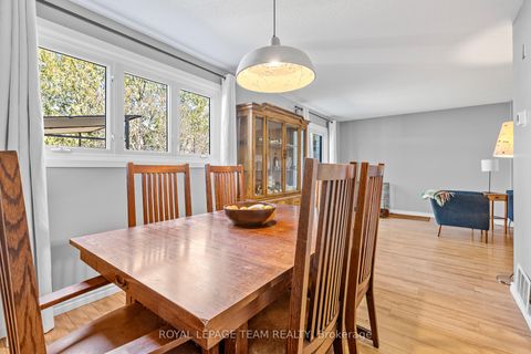 Photo 8 at 25 Grady Crescent, Nepean (Sheahan Estates/Trend Village), Ottawa