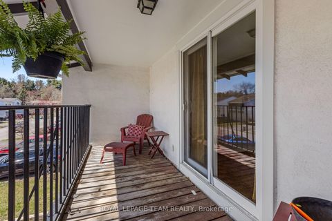 Photo 18 at 25 Grady Crescent, Nepean (Sheahan Estates/Trend Village), Ottawa