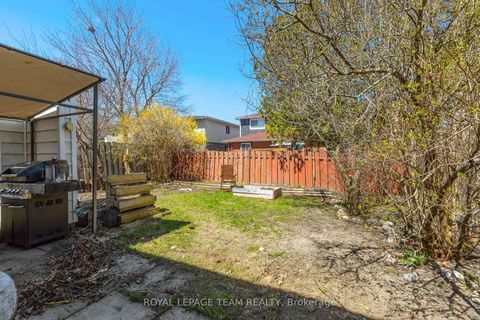 Photo 29 at 25 Grady Crescent, Nepean (Sheahan Estates/Trend Village), Ottawa