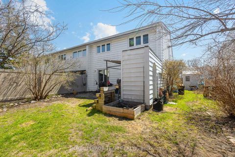 Photo 32 at 25 Grady Crescent, Nepean (Sheahan Estates/Trend Village), Ottawa