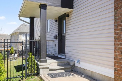 Photo 2 at 281 Sorento Street, Nepean (Strandherd), Ottawa