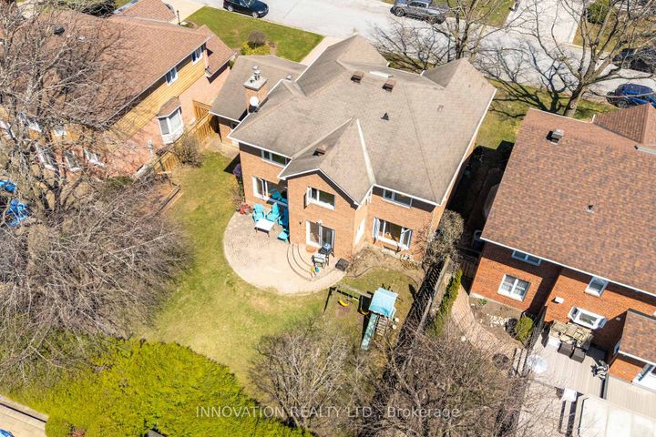 Photo 5 at 32 Marble Arch Crescent, Nepean (Centrepointe), Ottawa