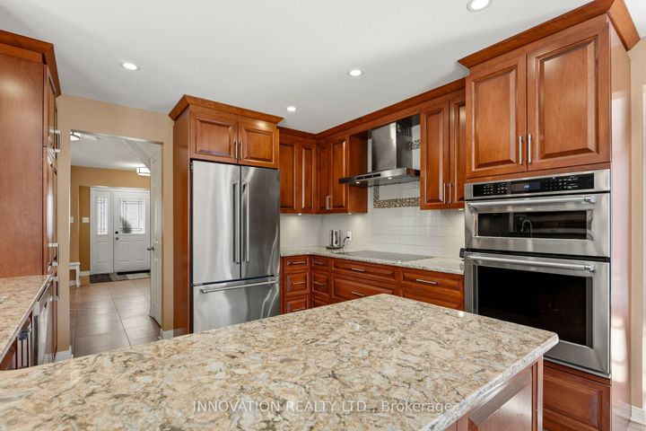 Photo 15 at 32 Marble Arch Crescent, Nepean (Centrepointe), Ottawa