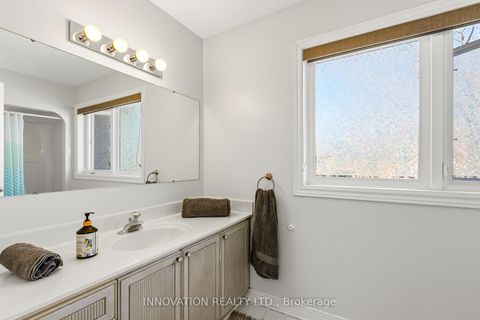 Photo 29 at 32 Marble Arch Crescent, Nepean (Centrepointe), Ottawa