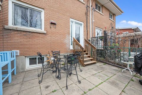Photo 15 at 144 Viewmount Drive, Nepean (Meadowlands/Crestview), Ottawa