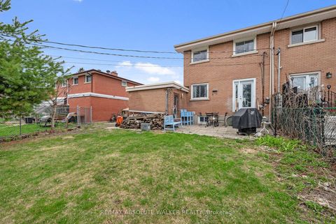 Photo 17 at 144 Viewmount Drive, Nepean (Meadowlands/Crestview), Ottawa