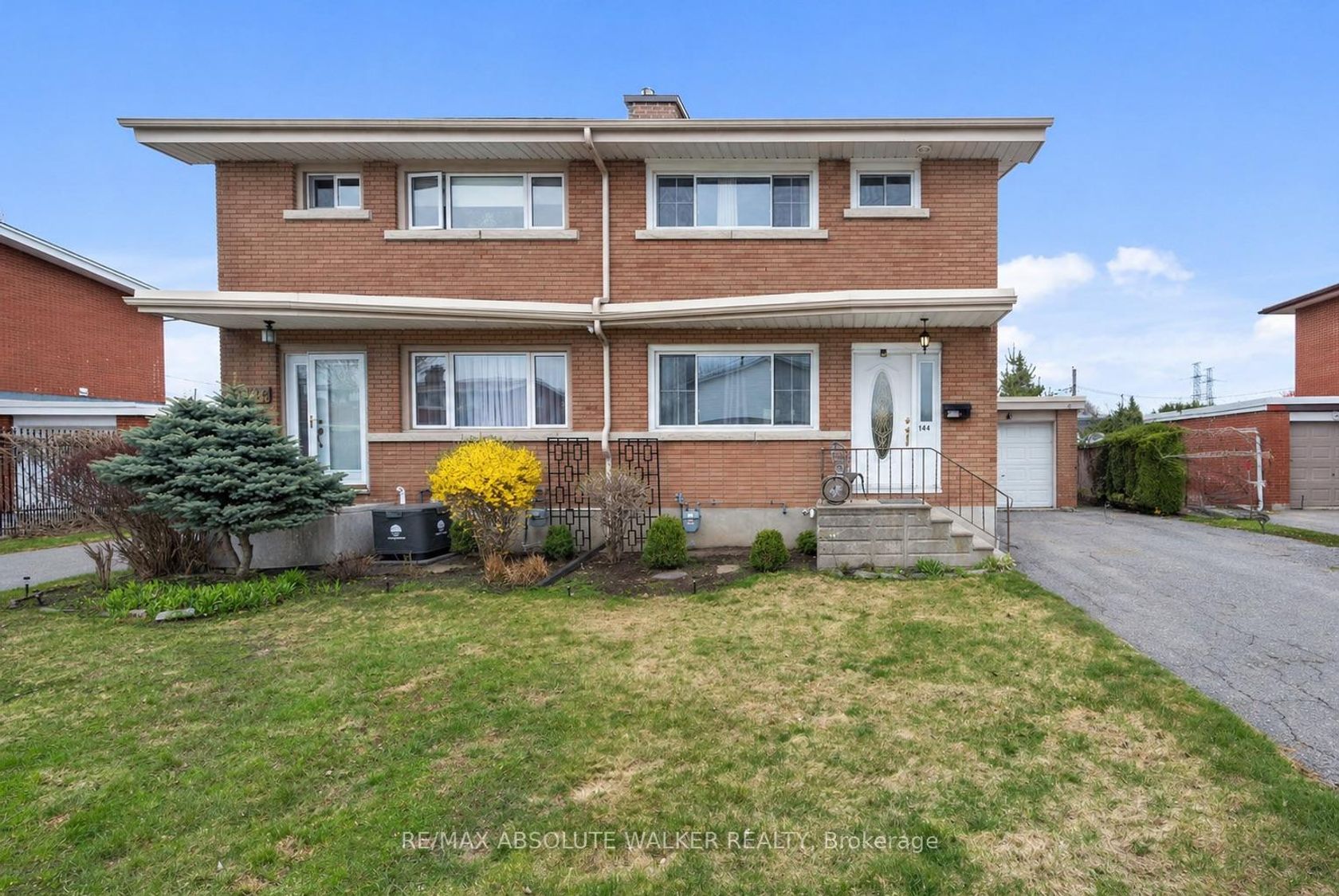 144 Viewmount Drive, Nepean (Meadowlands/Crestview), Ottawa 
