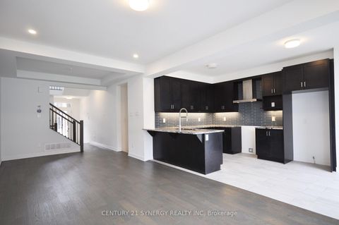 Photo 4 at 284 Ormiston Crescent, Nepean (Stonebridge), Ottawa