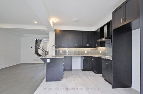 Photo 8 at 284 Ormiston Crescent, Nepean (Stonebridge), Ottawa