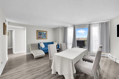 Photo 8 at 407 - 900 Dynes Road, Nepean (Carleton Square), Ottawa