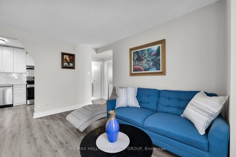 Photo 14 at 407 - 900 Dynes Road, Nepean (Carleton Square), Ottawa