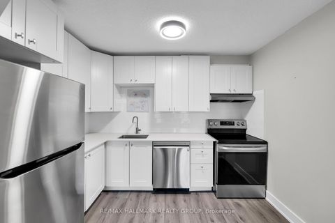 Photo 16 at 407 - 900 Dynes Road, Nepean (Carleton Square), Ottawa