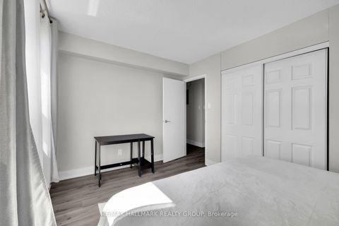 Photo 25 at 407 - 900 Dynes Road, Nepean (Carleton Square), Ottawa