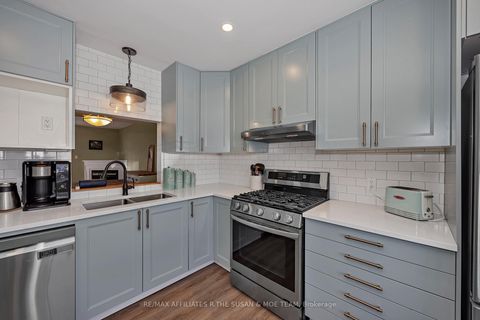 Photo 7 at 35 Monterey Drive, Nepean (Leslie Park), Ottawa