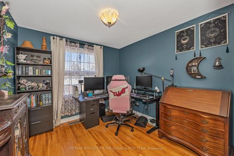 Photo 24 at 35 Monterey Drive, Nepean (Leslie Park), Ottawa