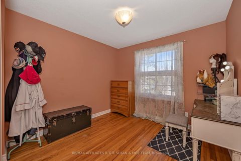 Photo 26 at 35 Monterey Drive, Nepean (Leslie Park), Ottawa