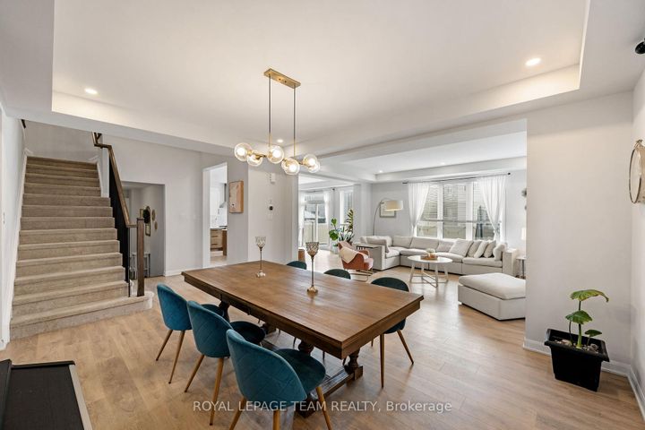 Photo 10 at 98 RALPH ERFLE Way, Nepean (Half Moon Bay), Ottawa