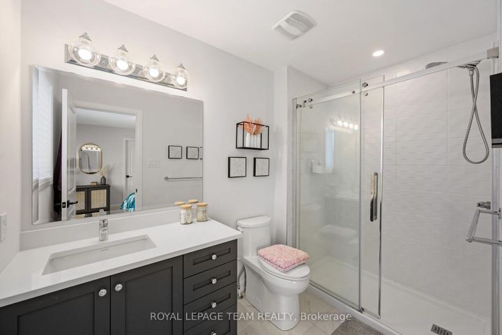 Photo 30 at 98 RALPH ERFLE Way, Nepean (Half Moon Bay), Ottawa