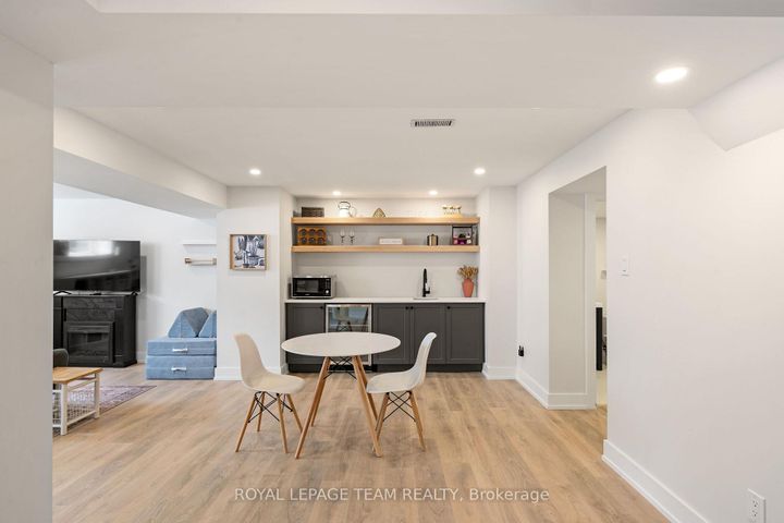 Photo 32 at 98 RALPH ERFLE Way, Nepean (Half Moon Bay), Ottawa