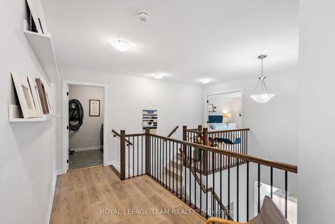 Photo 19 at 98 RALPH ERFLE Way, Nepean (Half Moon Bay), Ottawa