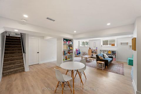 Photo 31 at 98 RALPH ERFLE Way, Nepean (Half Moon Bay), Ottawa