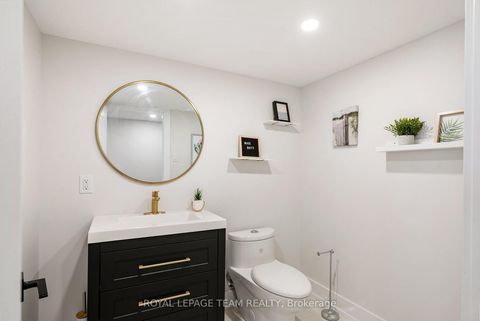 Photo 35 at 98 RALPH ERFLE Way, Nepean (Half Moon Bay), Ottawa