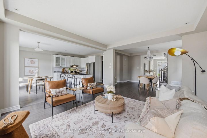 Photo 11 at 3379 Woodroffe Avenue, Nepean (Strandherd), Ottawa