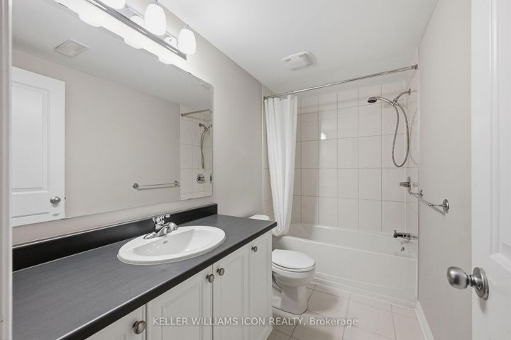 Photo 33 at 3379 Woodroffe Avenue, Nepean (Strandherd), Ottawa