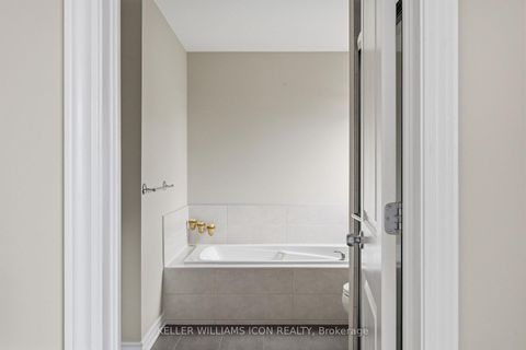 Photo 29 at 3379 Woodroffe Avenue, Nepean (Strandherd), Ottawa