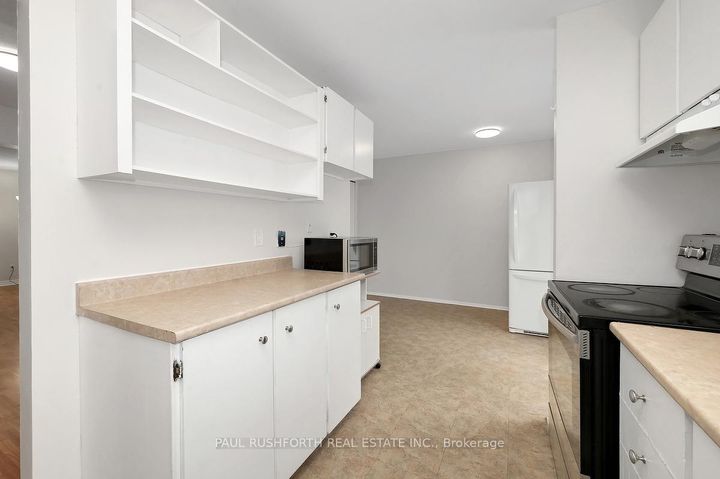 Photo 19 at 1107 Meadowlands Drive, Nepean (Carleton Square), Ottawa