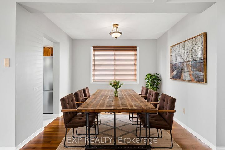 Photo 6 at 32 Peacock Crescent, Nepean (Cedargrove/Fraserdale), Ottawa