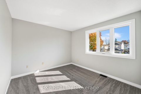 Photo 22 at 32 Peacock Crescent, Nepean (Cedargrove/Fraserdale), Ottawa