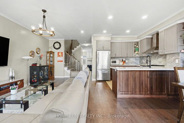 Photo 4 at 111 Mesa Drive, Nepean (Half Moon Bay), Ottawa