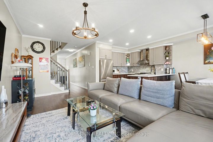 Photo 5 at 111 Mesa Drive, Nepean (Half Moon Bay), Ottawa