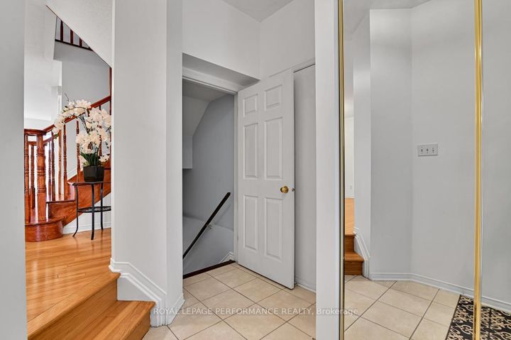 Photo 4 at 42 Jack Aaron Drive, Nepean (Craig Henry/Woodvale), Ottawa