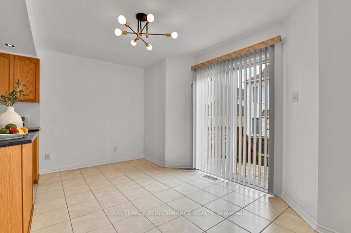 Photo 12 at 42 Jack Aaron Drive, Nepean (Craig Henry/Woodvale), Ottawa