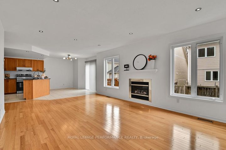 Photo 14 at 42 Jack Aaron Drive, Nepean (Craig Henry/Woodvale), Ottawa