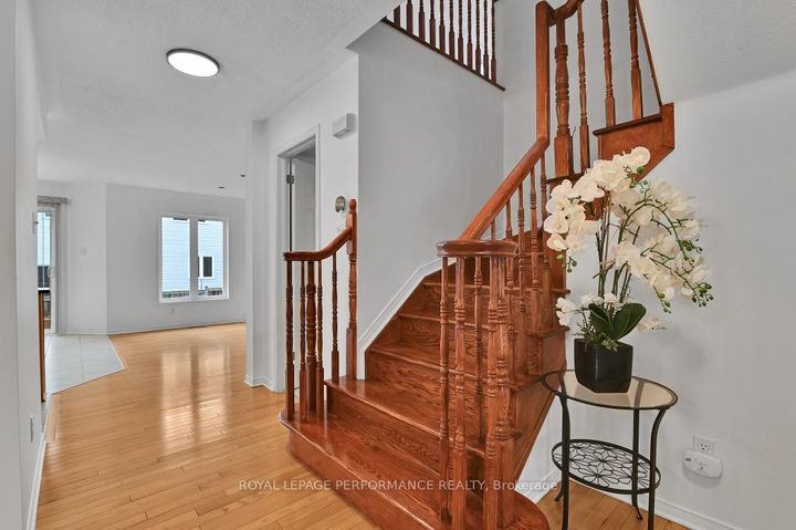 Photo 15 at 42 Jack Aaron Drive, Nepean (Craig Henry/Woodvale), Ottawa