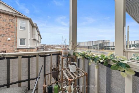 Photo 18 at 232 Shanly Private, Nepean (Stonebridge), Ottawa