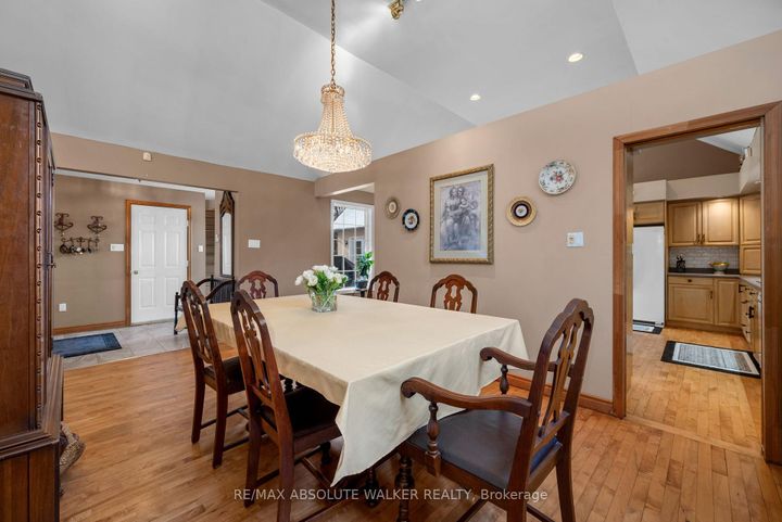 Photo 8 at 7681 Settler's Way, Nepean (Rideau Twp S of Reg Rd 6 W of Mccordick Rd.), Ottawa
