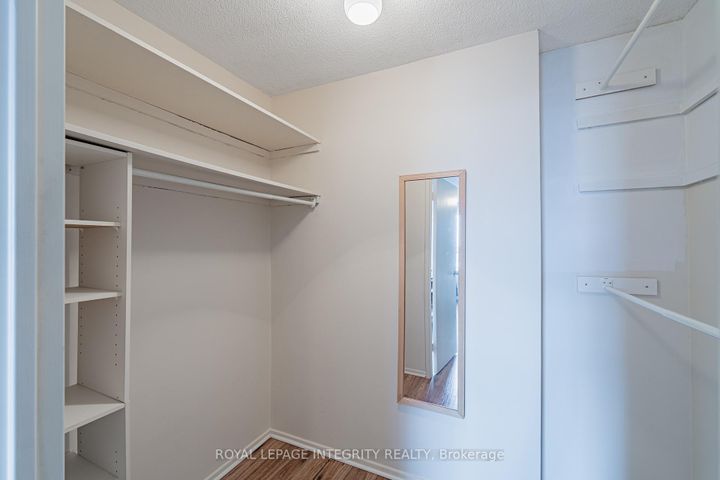 Photo 21 at 806 - 1356 Meadowlands Drive E, Nepean (Borden Farm/Stewart Farm/Carleton Heights/Parkwood Hills), Ottawa