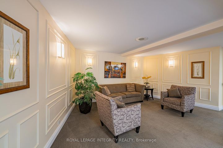 Photo 30 at 806 - 1356 Meadowlands Drive E, Nepean (Borden Farm/Stewart Farm/Carleton Heights/Parkwood Hills), Ottawa