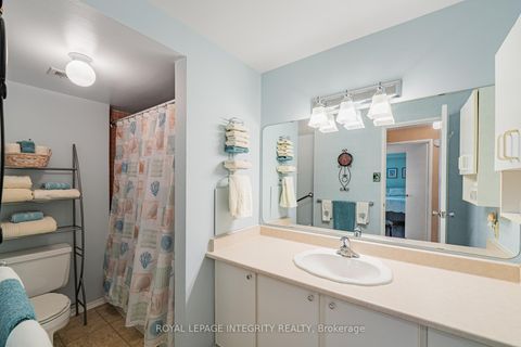 Photo 23 at 806 - 1356 Meadowlands Drive E, Nepean (Borden Farm/Stewart Farm/Carleton Heights/Parkwood Hills), Ottawa