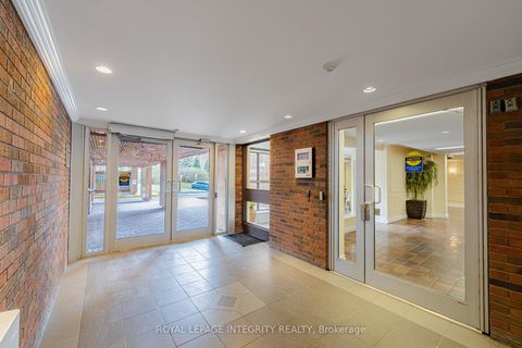 Photo 34 at 806 - 1356 Meadowlands Drive E, Nepean (Borden Farm/Stewart Farm/Carleton Heights/Parkwood Hills), Ottawa
