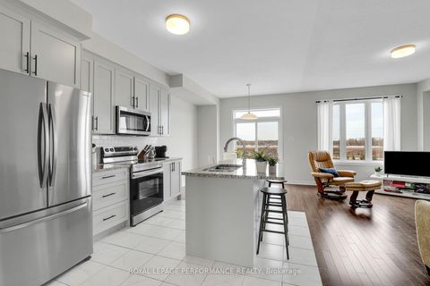 Photo 5 at 110 Main Halyard Lane, Nepean (Half Moon Bay), Ottawa
