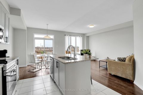 Photo 7 at 110 Main Halyard Lane, Nepean (Half Moon Bay), Ottawa