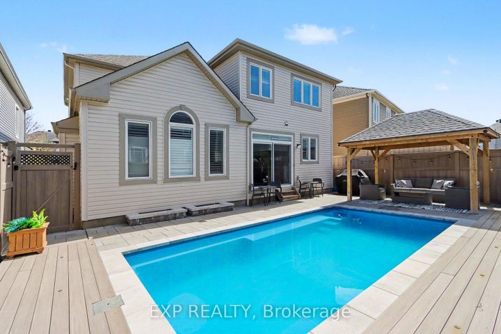 Photo 2 at 73 Bristling Crescent, Nepean (Half Moon Bay), Ottawa
